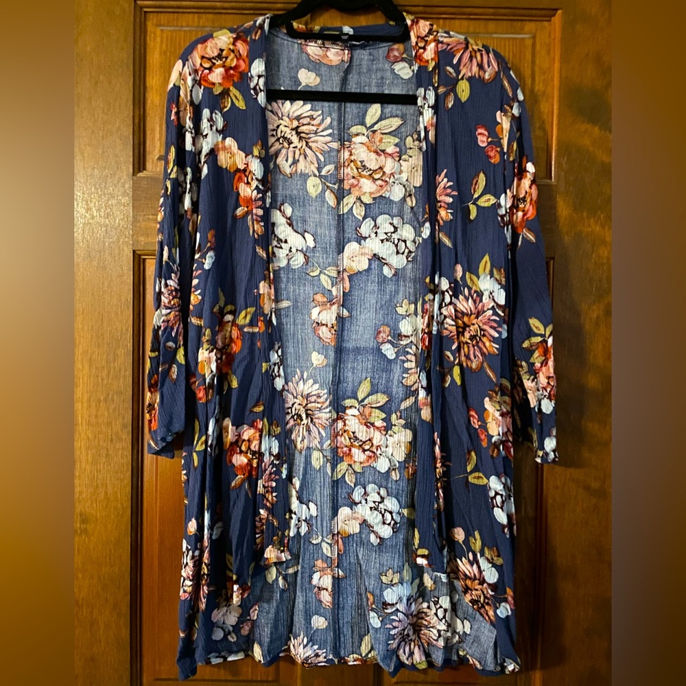 Pink Clover Dark Blue Floral Shawl